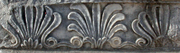 CorintoFacciataPrigionieri.jpg