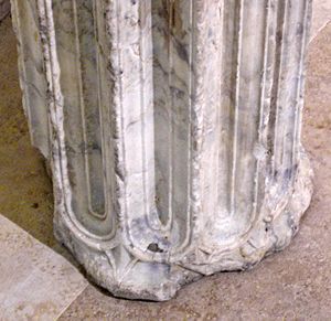 RomaMuseiCapitoliniFustoScanTondiniArricchito.jpg