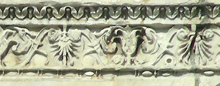 RomaTCastoriAnthemionArchitrave.jpg